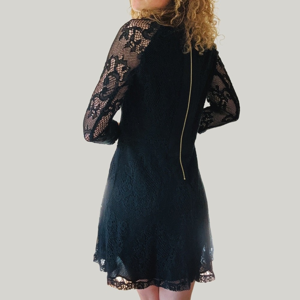 Sandro Paris Black Floral Lace Mini Dress 3/4 Sleeve Exposed Back Zip R3826E 3 - Picture 4 of 7